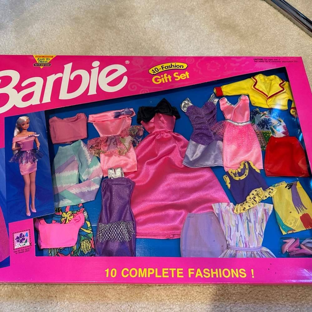 NIB Vintage 90s Original Barbie clothes set